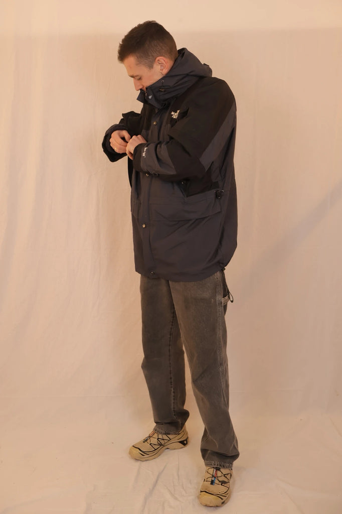 The North Face Jacket (L)